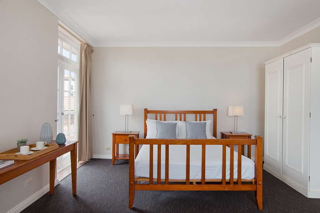 คูจี เบย์ บูติก โฮเทล Hotel ซิดนีย์ ร้านอาหาร รูปภาพ